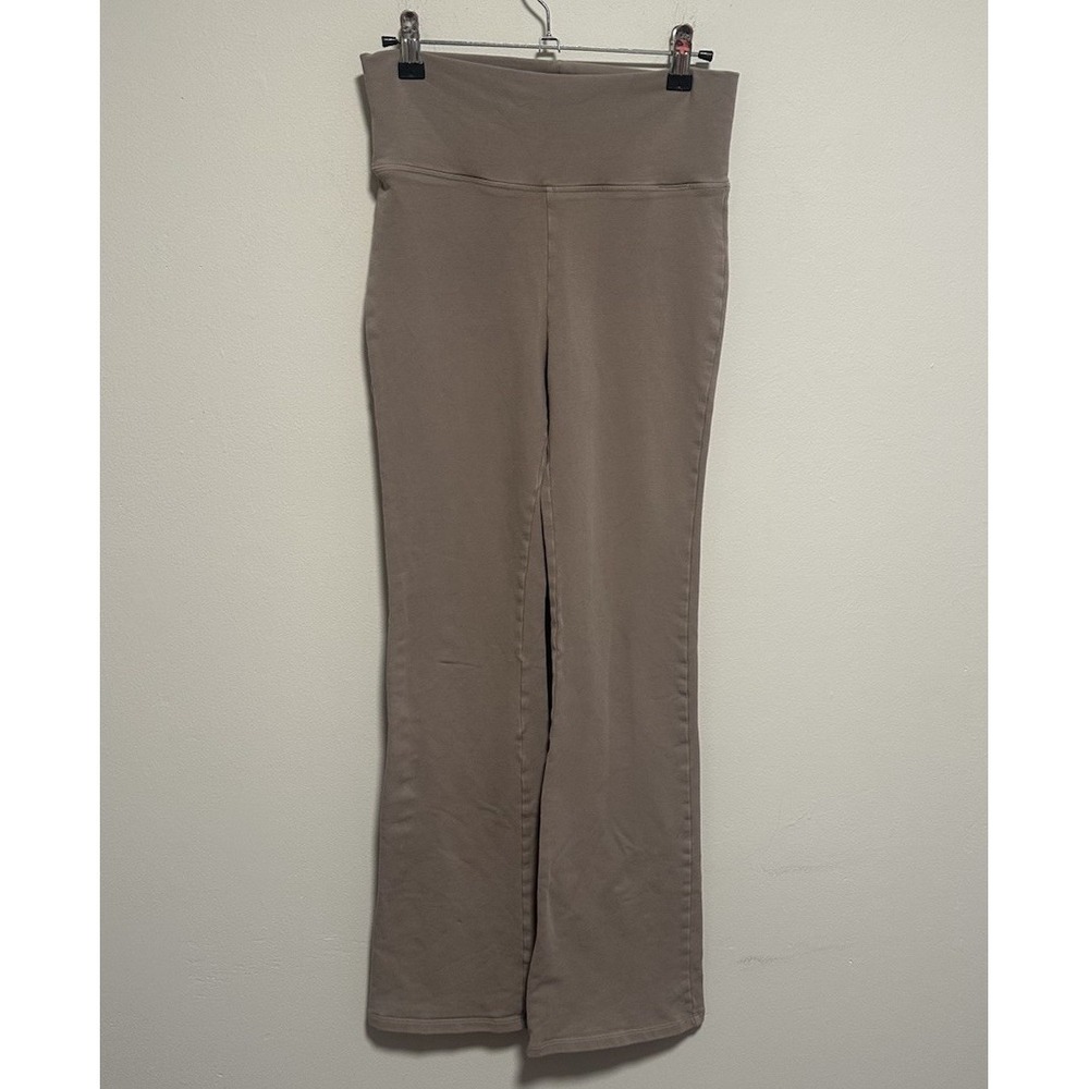 Aritzia Women's Sunday Best Sweatpants Size Small Tan